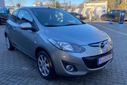 Mazda 2 98.000 km 3.199 &euro; Berlin 12057