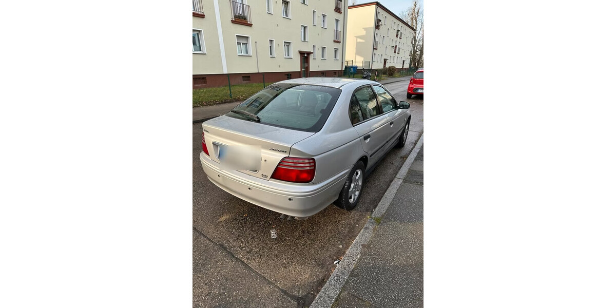 Honda Accord 135.000 km 1.900 &euro; Berlin 10178