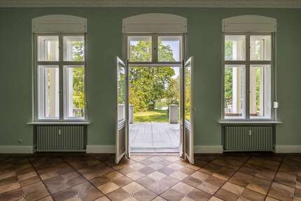 Wohnung Potsdam Nauener Vorstadt - 5 Zimmer, 260 m&sup2;, 6.900&euro; | Angebot:27273625