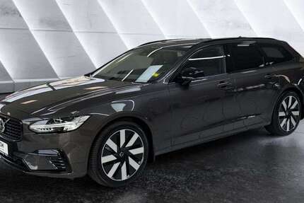 Volvo V90 24.690 km 43.980 € Berlin 10553