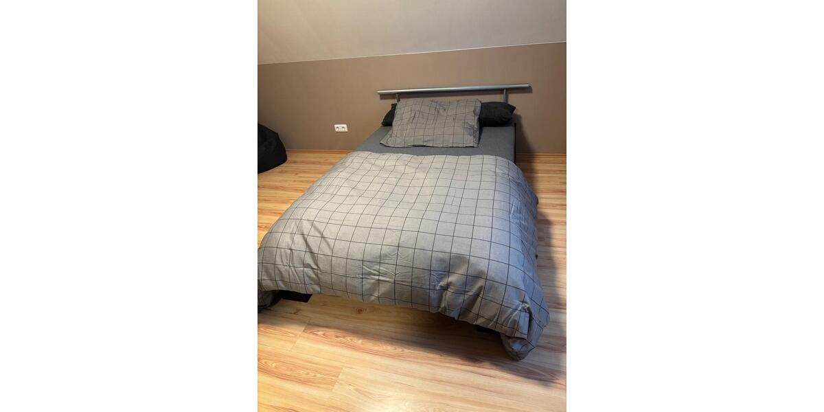 Etagenwohnung Schulzendorf - 1 Zimmer, 12 m&sup2;, 575&euro; | Angebot:24802334