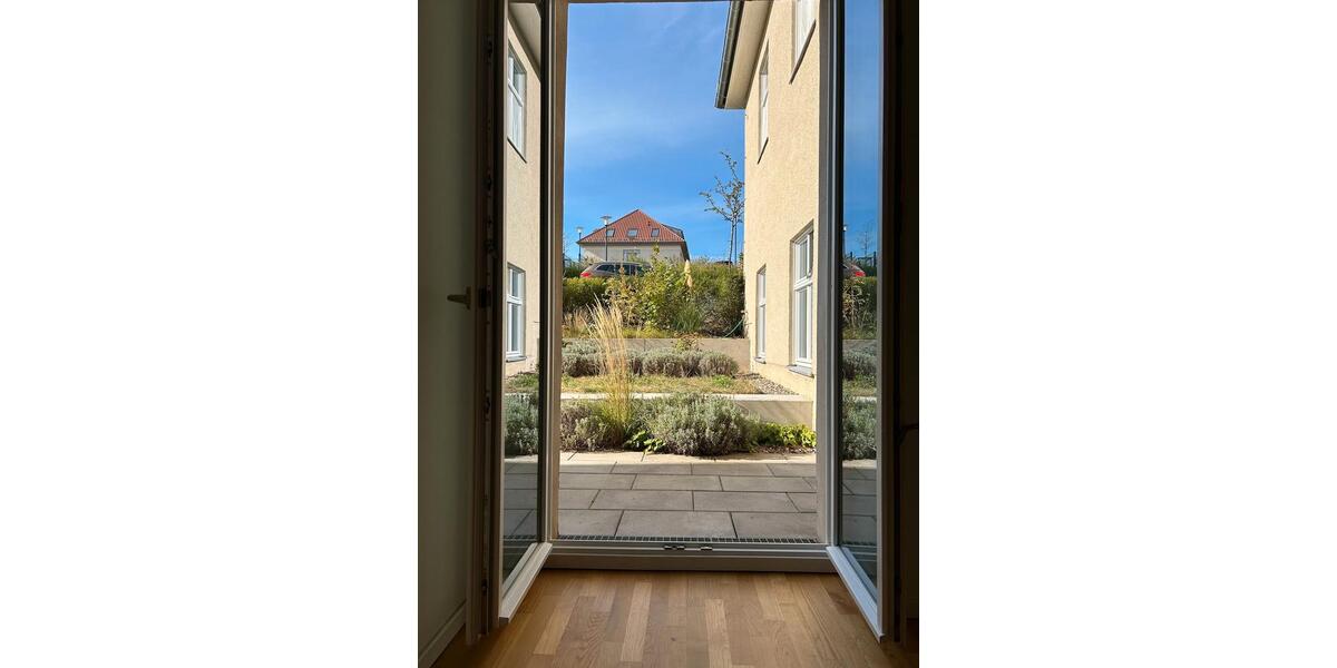 Erdgeschoßwohnung Dallgow-Döberitz Döberitz - 2 Zimmer, 80 m&sup2;, 1.050&euro; | Angebot:24718797