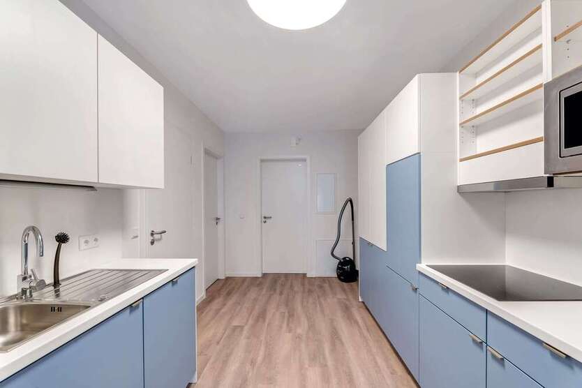 Wohnung zum Mieten in Berlin 380 € 18 m²