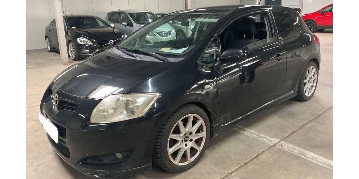 Toyota Auris 200.000 km 4.999 &euro; Berlin 13405