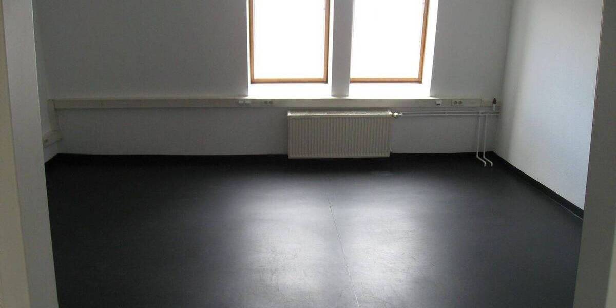 Gewerbeobjekt Berlin Prenzlauer Berg - 4 Zimmer, 202 m&sup2;, 4.040&euro; | Angebot:26554414