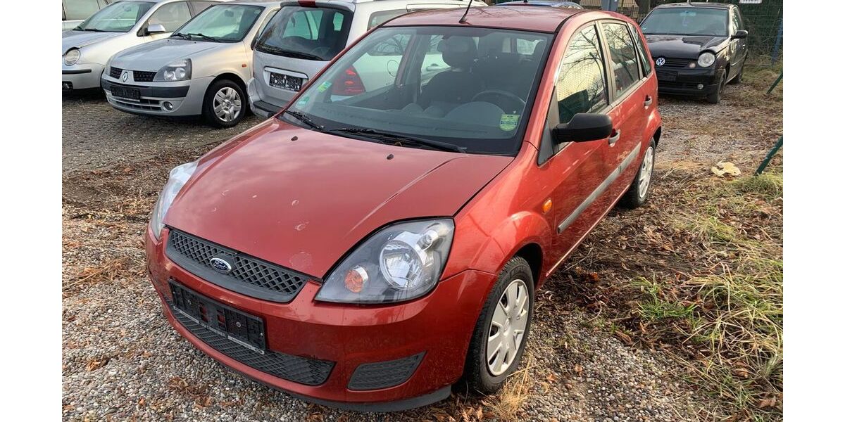 Ford Fiesta 184.000 km 1.499 &euro; Berlin 12439