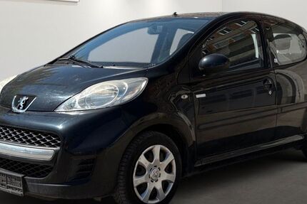 Peugeot 107 98.888 km 2.499 &euro; Berlin 12681