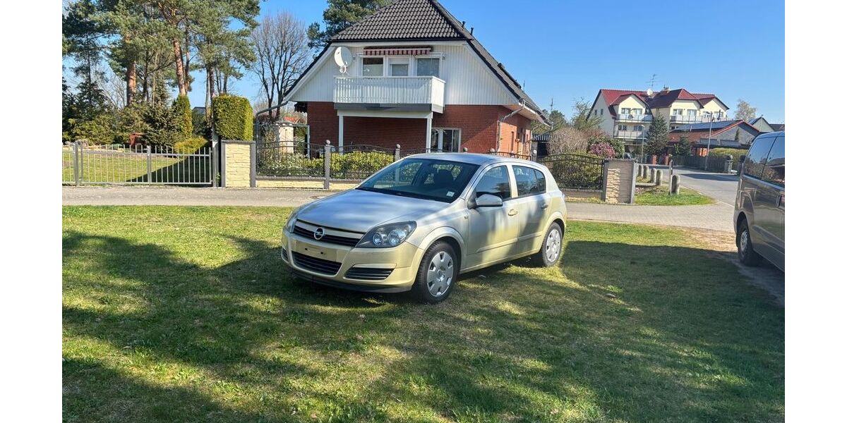 Opel Astra 23.000 km 5.490 &euro; Oberkrämer 16727