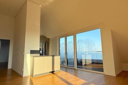 Wohnung Berlin Treptow-Köpenick - 4 Zimmer, 123 m&sup2;, 2.300&euro; | Angebot:25418974