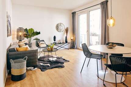 Wohnung zum Mieten in Berlin 1.254,62 € 84.09 m² 4 zimmer