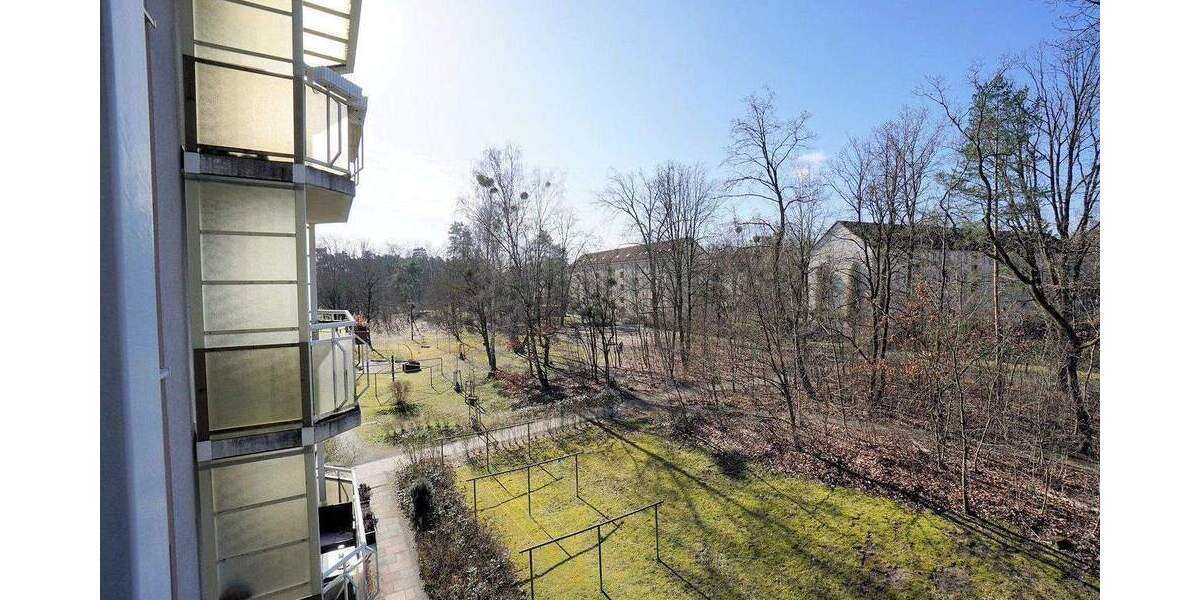 Etagenwohnung Potsdam Waldstadt I - 4 Zimmer, 70 m&sup2;, 220.000&euro; | Angebot:25837390