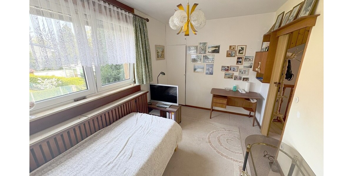 Kleines Haus in ruhiger Lage mit wunderschönem Garten in Rudow - Reihenmittelhaus Berlin Neukölln | Angebot:26544338