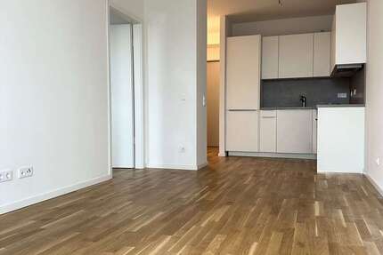 Wohnung Berlin Spandau - 2 Zimmer, 49 m&sup2;, 877&euro; | Angebot:25983142