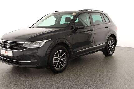VW Tiguan 28.641 km 30.680 &euro; Berlin 12103