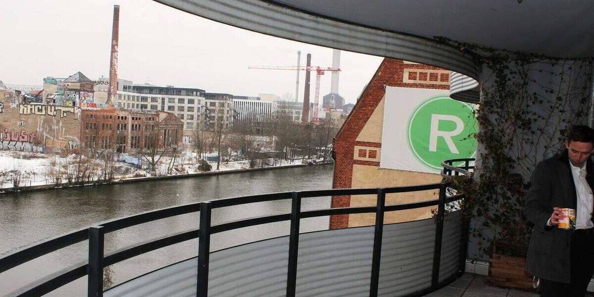 Etagenwohnung Berlin Friedrichshain - 2 Zimmer, 69 m&sup2;, 980&euro; | Angebot:26276712