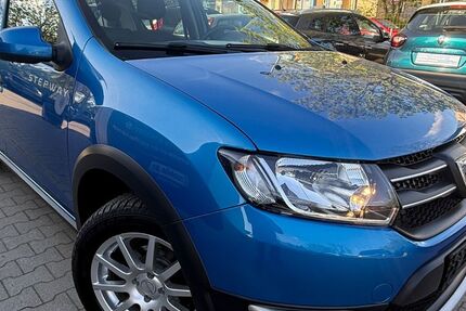 Dacia Sandero 125.987 km 5.999 &euro; Berlin 12349