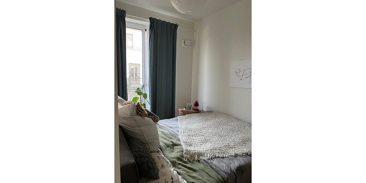 Etagenwohnung Kleinmachnow - 1 Zimmer, 36 m&sup2;, 820&euro; | Angebot:25654136