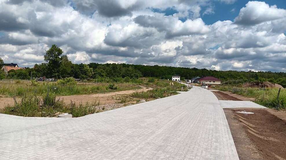 Grundstück zu verkaufen in Altlandsberg 235.175 € 1001 m²