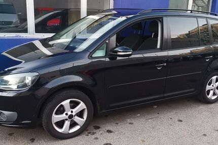 VW Touran 200.000 km 5.499 &euro; Berlin 13405