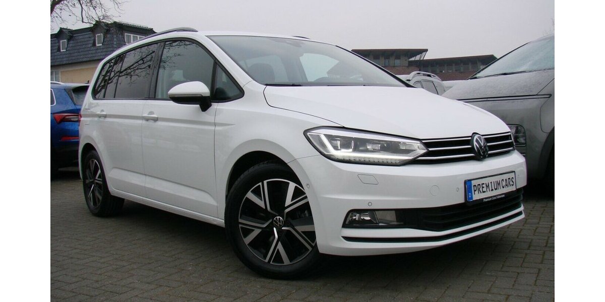 VW Touran 1,5 Comfortline ACC LED AHK 7Sitzer SHZ BMT 13.701 km 33.980 &euro; Falkensee 14612