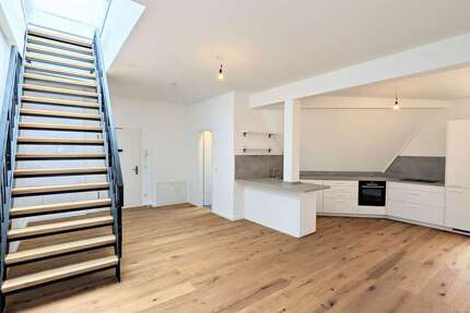 Wohnung zum Mieten in Berlin 2.166 € 87 m² 2 zimmer