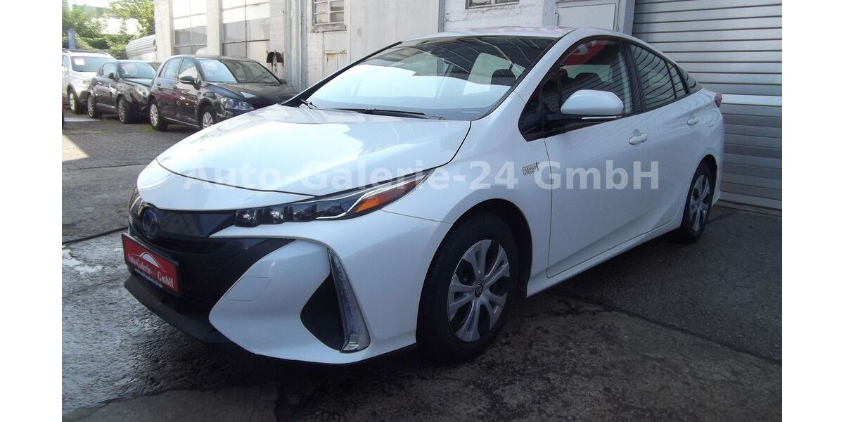 Toyota Prius 43.300 km 19.999 &euro; Berlin 12277
