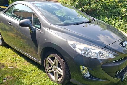 Peugeot 308 140.000 km 3.900 &euro; Birkenwerder 16547