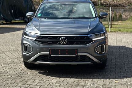 VW T-Roc 25.900 km 23.750 &euro; Hennigsdorf 16761