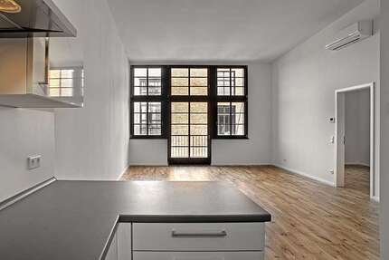 Wohnung Berlin Köpenick - 2 Zimmer, 70 m&sup2;, 1.284&euro; | Angebot:24933148