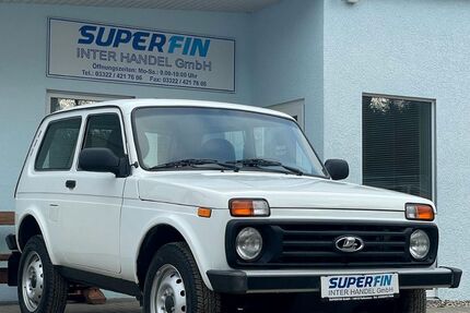 Lada Taiga 52.303 km 10.390 € Falkensee 14612