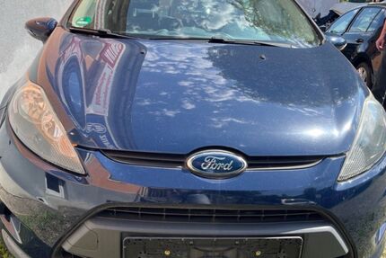Ford Fiesta 90.700 km 4.990 &euro; Erkner 15537