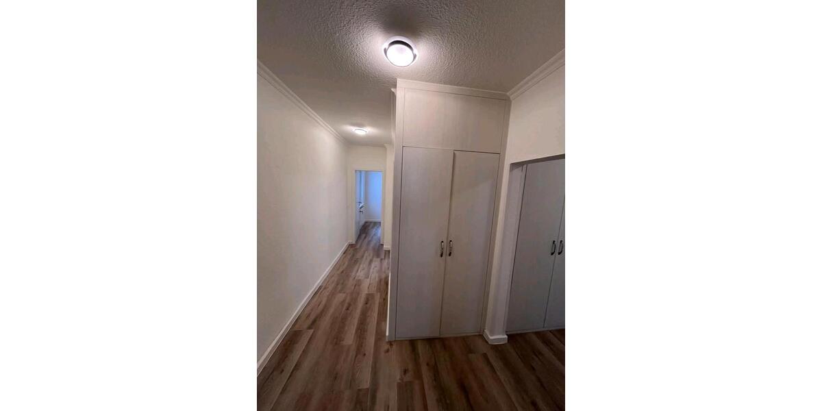 Hochparterre Berlin Treptow-Köpenick - 4 Zimmer, 80 m&sup2;, 1.699&euro; | Angebot:24507801