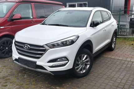Hyundai TUCSON 112.500 km 14.990 &euro; Hönow 15366