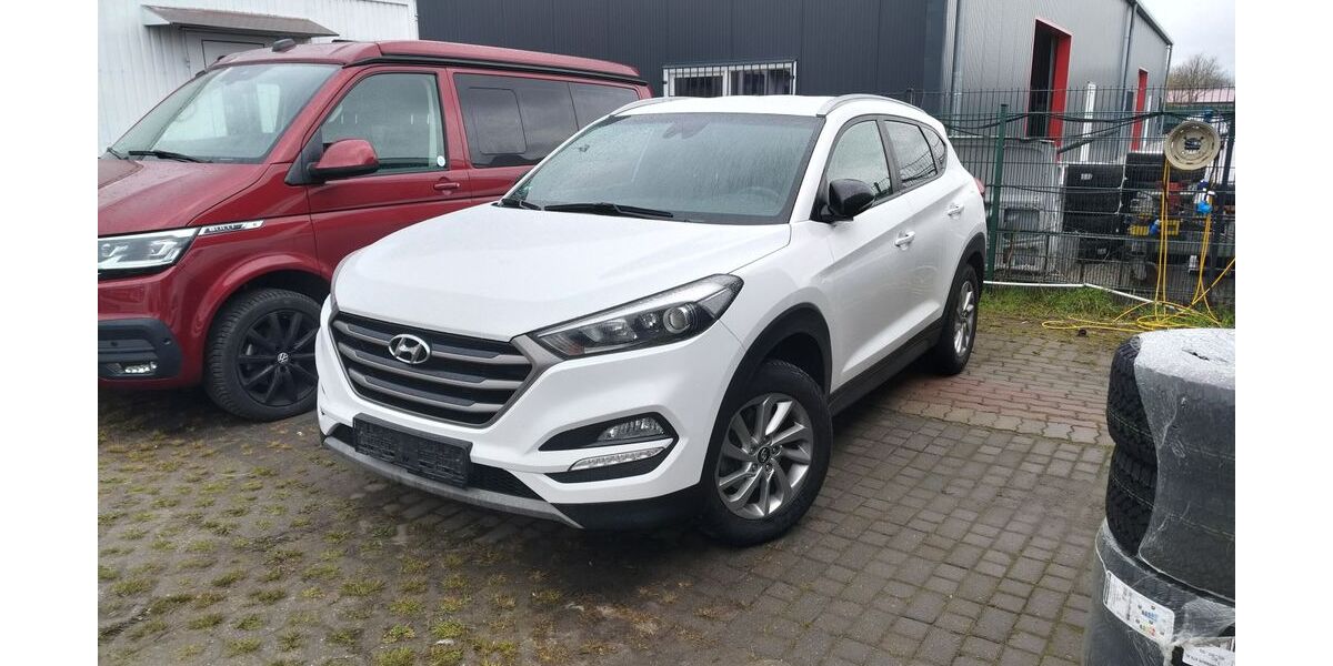Hyundai TUCSON 112.500 km 14.990 &euro; Hönow 15366
