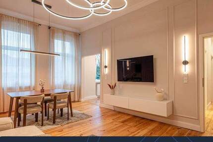 ?? Wohnen auf höchstem Niveau am Roseneck - hochwertig sanierte Designer-2-Zi.-Whg im Hinterhaus 2 zimmer