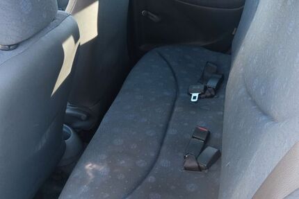 Toyota Yaris 143.000 km 1.750 € Berlin 12099