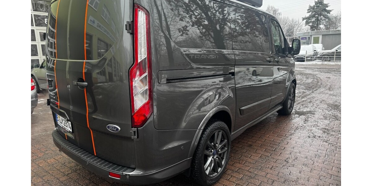 Ford Transit Custom Bus 157.651 km 22.990 &euro; Berlin 10178