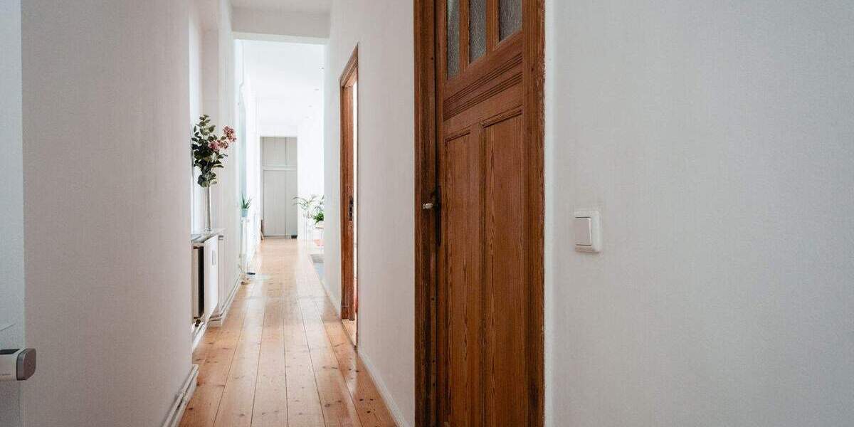 Stilvolle und großzügige Altbauwohnung mit Loft-Flair, Pariser Straße. 4 zimmer