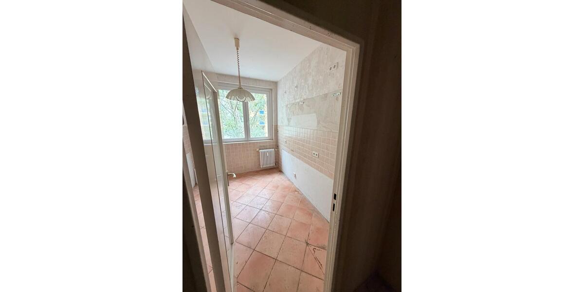 Etagenwohnung Berlin Charlottenburg-Wilmersdorf - 3 Zimmer, 90 m&sup2;, 2.000&euro; | Angebot:27704194