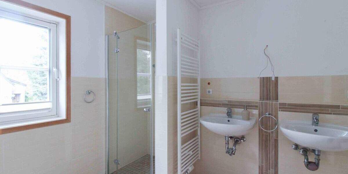 Einfamilienhaus Stahnsdorf Güterfelde - 5 Zimmer, 675.000&euro; | Angebot:25836428