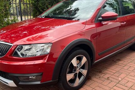 Skoda Octavia 89.000 km 14.900 &euro; Falkensee/Spandau 14612