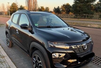 Dacia Spring 2.100 km 10.600 &euro; Berlin 12487