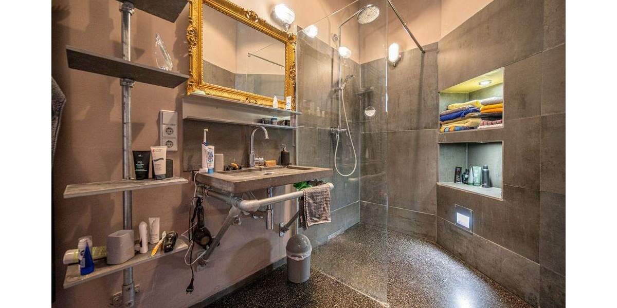 Etagenwohnung Berlin Halensee - 2 Zimmer, 62 m&sup2;, 240.000&euro; | Angebot:25700939