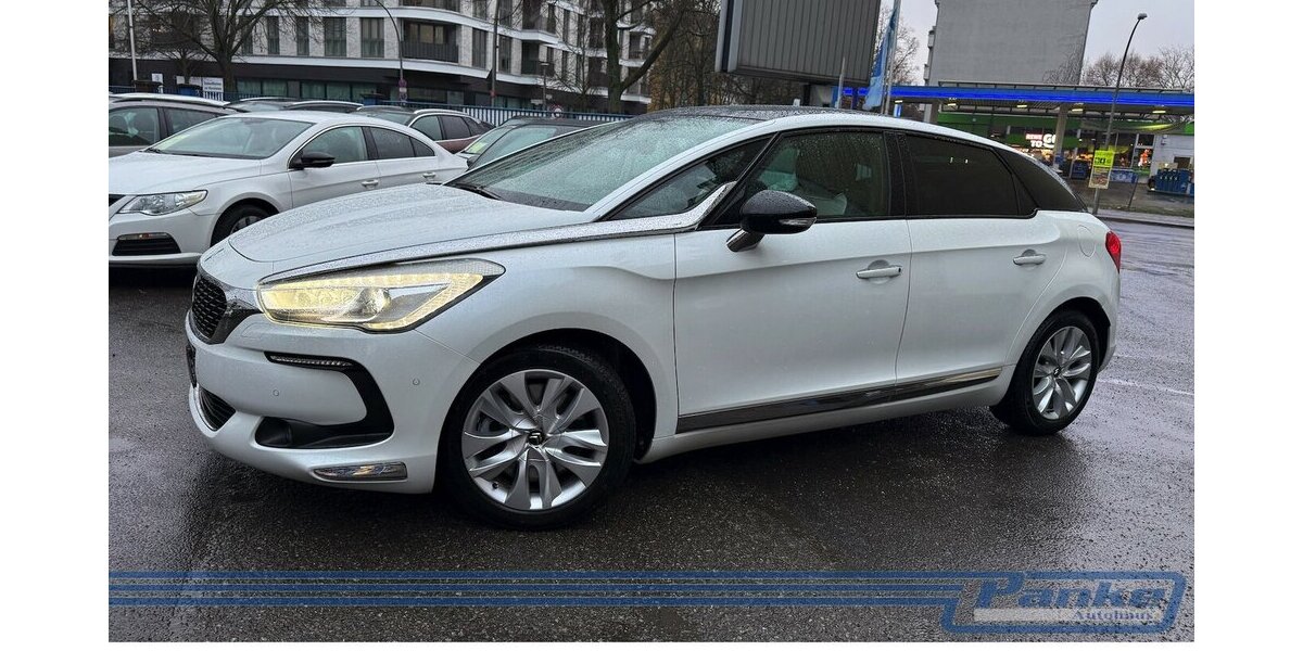 DS Automobiles DS5 2.0 BlueHDi 180 EAT*HeadUp*Memo*Pano*NAV* 121.593 km 10.480 &euro; Berlin 13187