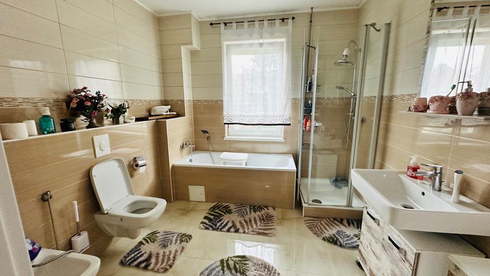 Einfamilienhaus Berlin Tempelhof-Schöneberg - 5 Zimmer, 170 m&sup2;, 4.800&euro; | Angebot:26592270