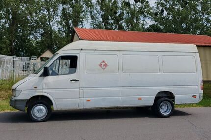 Mercedes-Benz Sprinter 175.665 km 4.800 &euro; Berlin 13629