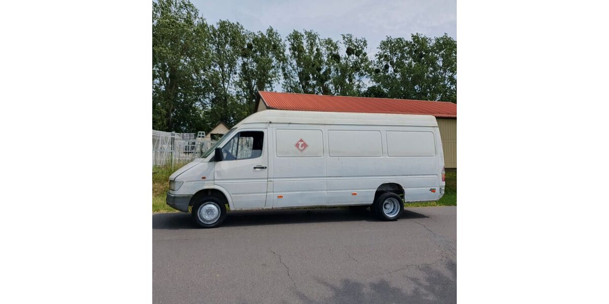 Mercedes-Benz Sprinter 175.665 km 4.800 &euro; Berlin 13629