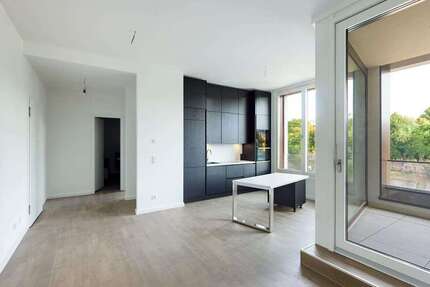 Wohnung zum Mieten in Berlin 1.828,33 € 56.12 m²