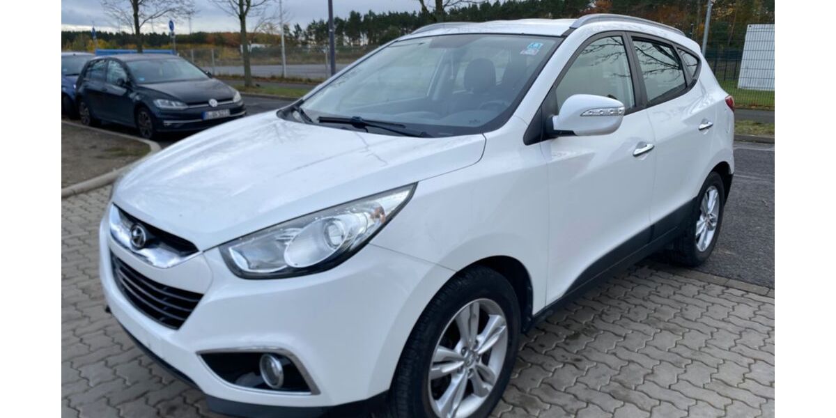 Hyundai ix35 184.000 km 6.299 &euro; Berlin 12109