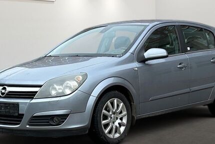 Opel Astra 208.096 km 1.499 &euro; Berlin 12681